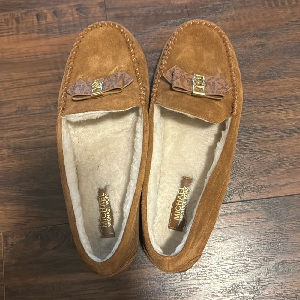 Michael Kors slipper/moccasins Women’s Size 8.5 GUC